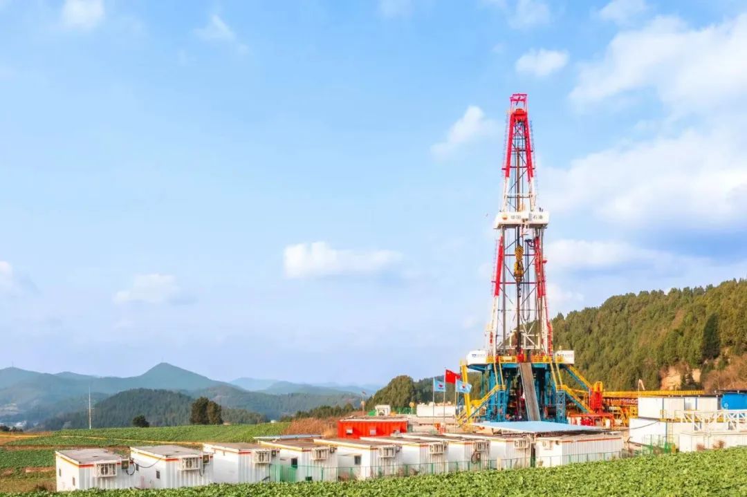 9026米！刷新亚洲最深直井纪录